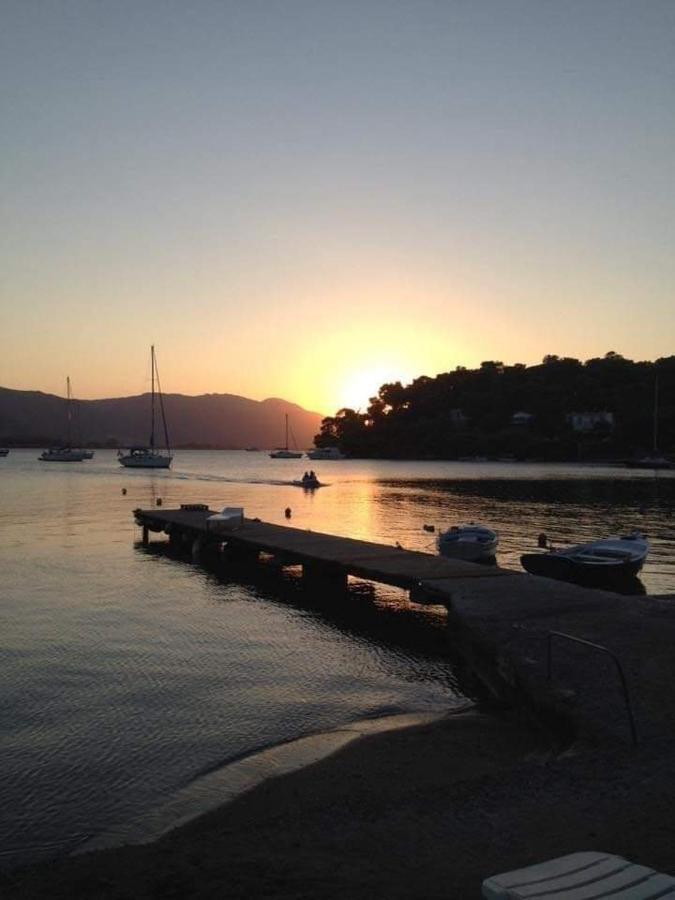 Sunray Studio In Poros Poros Town Exterior foto
